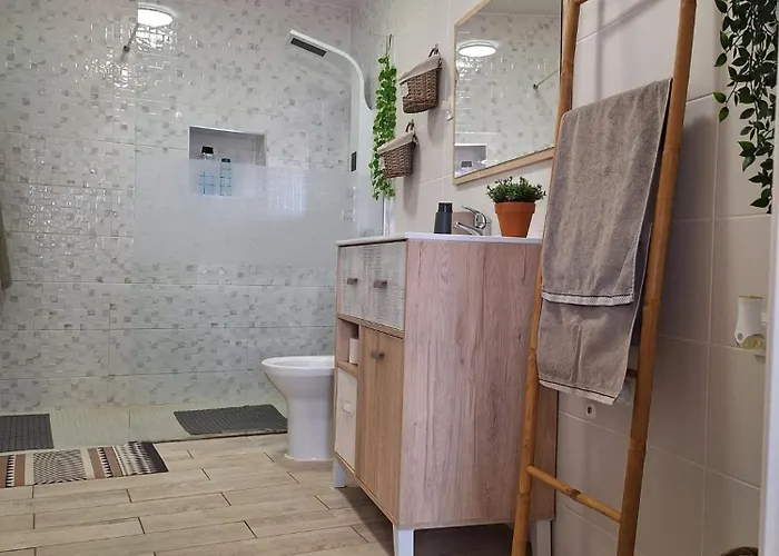 A Tan Solo 2 Minutos De La Playa