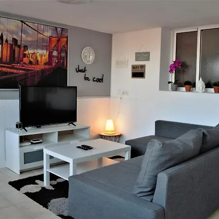 A Tan Solo 2 Minutos De La Playa